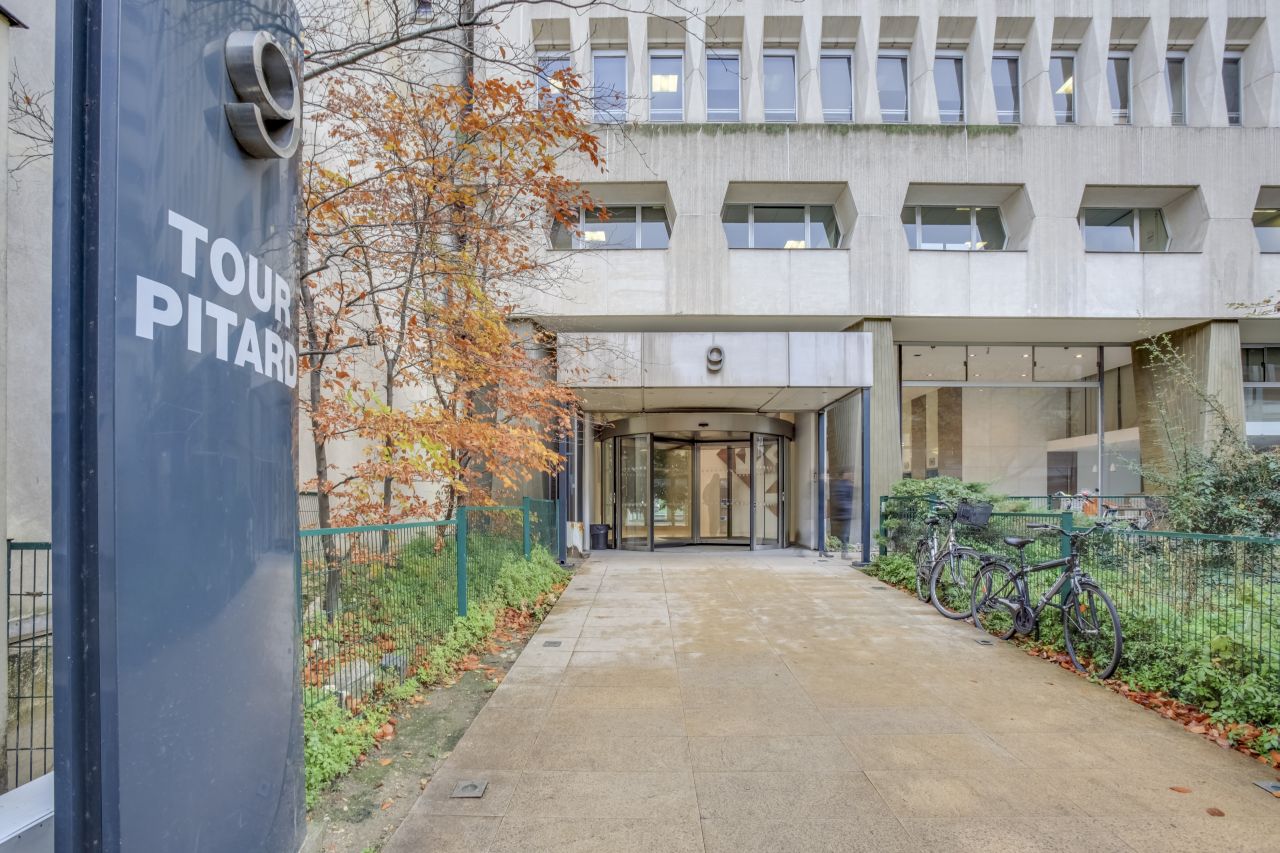 Bureau Paris 3240m² Location bureau Paris OLBUR2104652 0